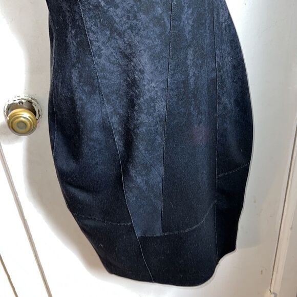 ELIE TAHARI Karli Black Scuba Stretch Dress-0 - Picture 4 of 10